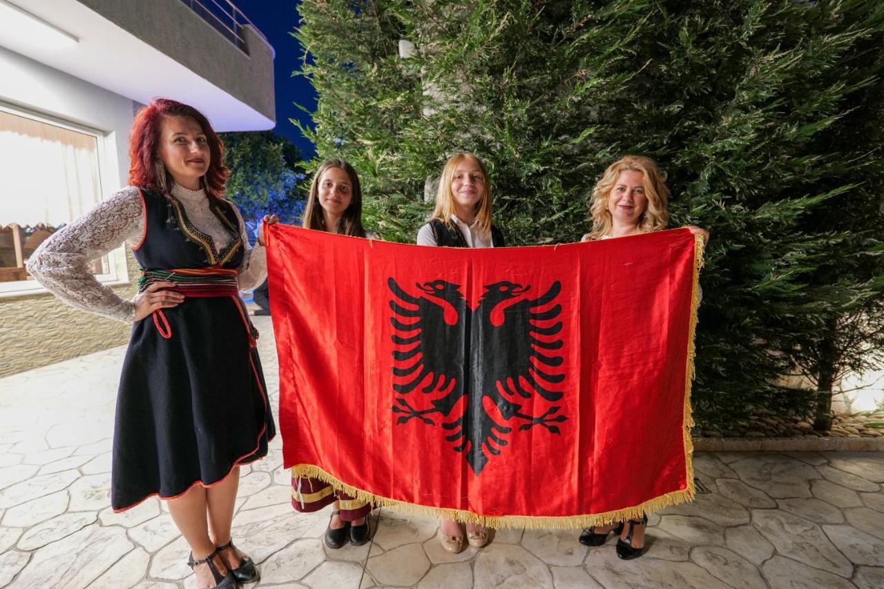 Vila Ahmeti Sarandë 외부 사진